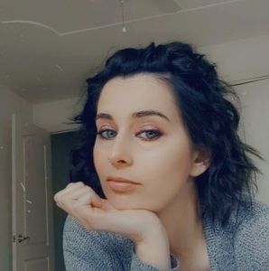 Meet your Posher, Heidi